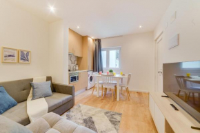 Yellow Charm - Campolide Apartments